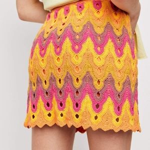 HP 4.5.2022 💖💜🧡 FREE PEOPLE CROCHET SKIRT